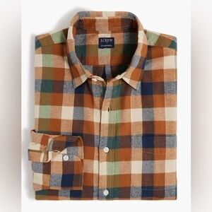 EUC J.Crew men’s classic fit gingham flannel shirt, size large